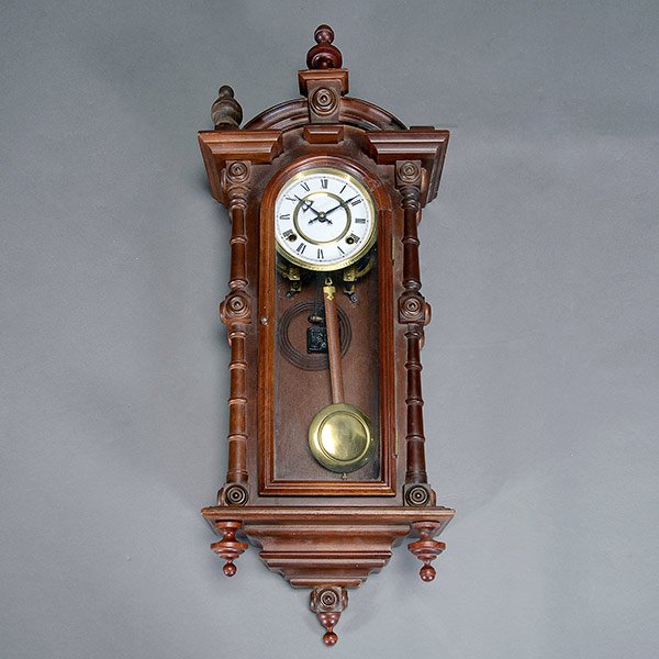 Regulator Wall Clock: Regulator Wall Clock {Dimensions 31 x 13 1/2 x 6 inches} [pendulum; key]