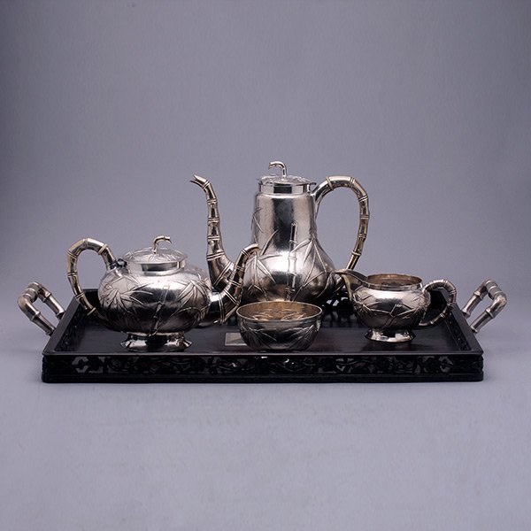 4-Piece Japanese Export Sterling Tea and Coffee Service: A Four-Piece Japanese Export Sterling Tea and Coffee Service, Each with bamboo-form handles, the rounded sides with simulated shagreen ground chased with further bamboo, the set comprising a coffee po