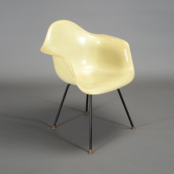 Zenith Rope Edge Shell Chair.: Zenith Rope Edge Shell Chair.