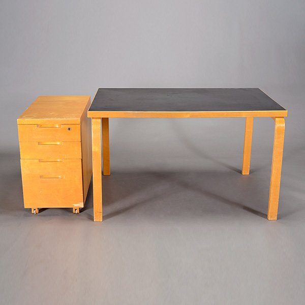 Alvar Aalto Blonde Wood Writing Table W/ Bay Of: Alvar Aalto Blonde Wood Writing Table Desk Ensuite With A Bay Of Drawers. Some scratches.
