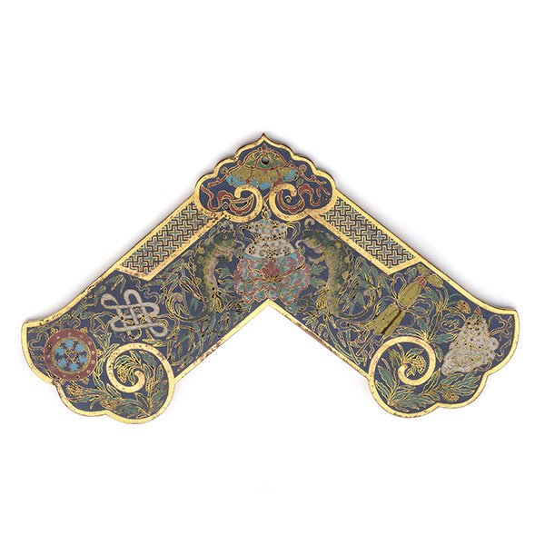 A CloisonnÈ Enamel Chime: A CloisonnÈ Enamel Chime Decorated in colorful enamels to both sides against a deep blue ground with the eight auspicious Buddhist emblems, further surrounded by bamboo branches and grains below a ru