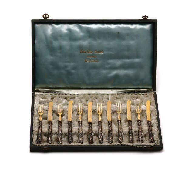 German Cased 800 Silver Twelve Piece Fruit Set: German Cased 800 Silver Twelve Piece Fruit Set, Gebruder Stadel, comprising six forks {length 5 inches}, and six knives {length 5 1/2 inches}
