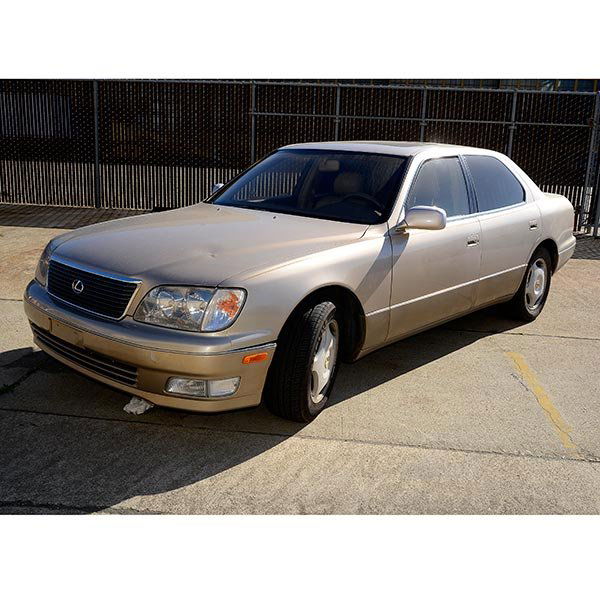 1998 Lexus LS 400 (1 of 4)