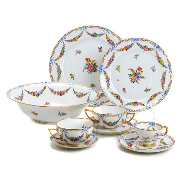 Dresden Saxony China Dinner Service (1 of 5)