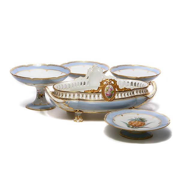Paris Porcelain Service (1 of 5)