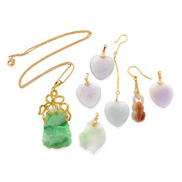 Collection of Jade, Yellow Gold Jewelry Items. (1 of 4)