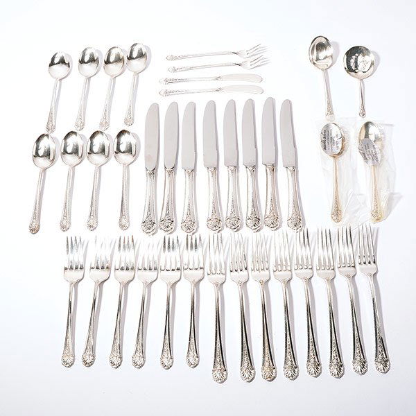 Royal windsor silverware sale