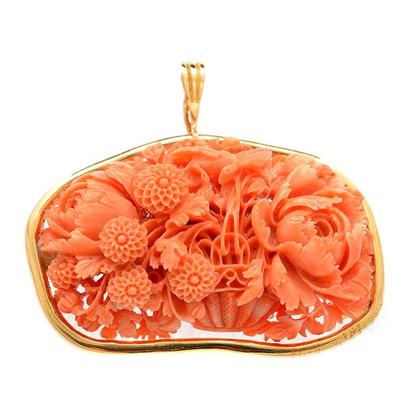 *Coral, 14k Yellow Gold Pendant Brooch. (1 of 4)
