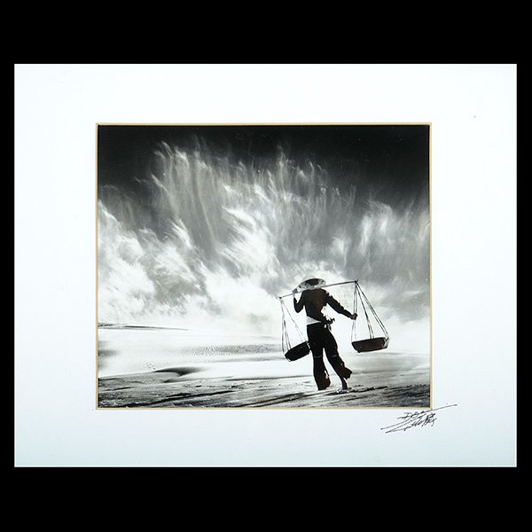 DON HONG OAI "Sandstorm Vietnam" Silver Gelatin (1 of 4)