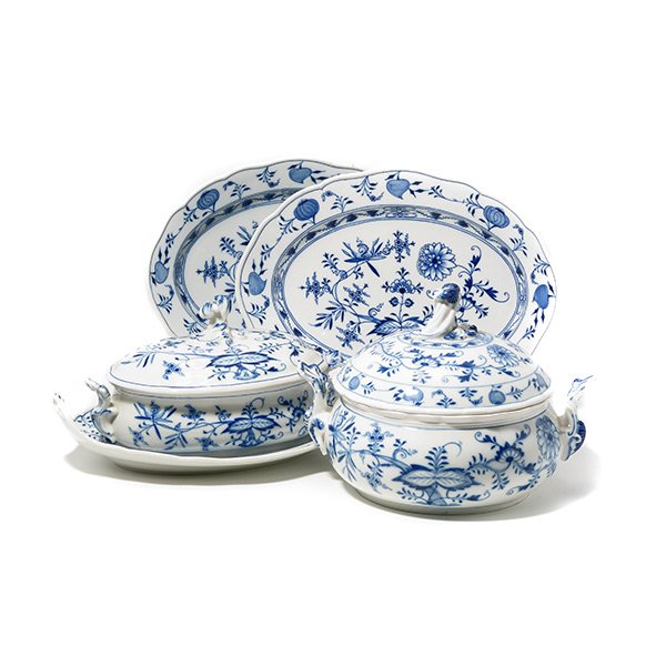 Four Meissen Blue Onion Porcelain Serving Pieces (1 of 5)