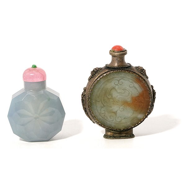Two Jade Snuff Bottles (1 of 5)
