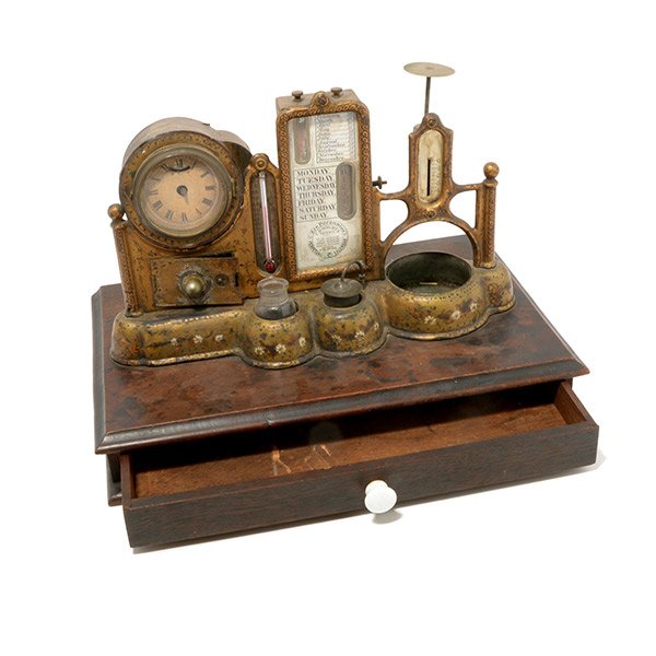 C.H. Wight Are Perennius Desk Clock (1 of 10)