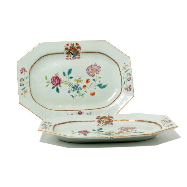 A Pair of Chinese Export Famille Rose Platters, 19th (1 of 6)