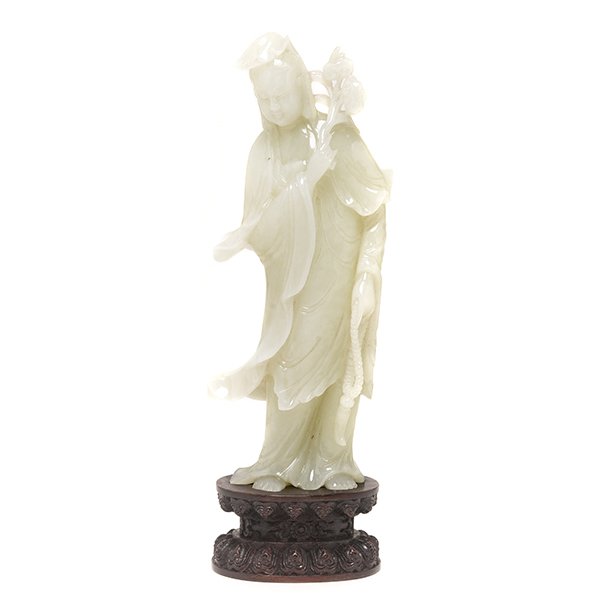 A Jade Carving of Guanyin, 20th Century (1 of 5)