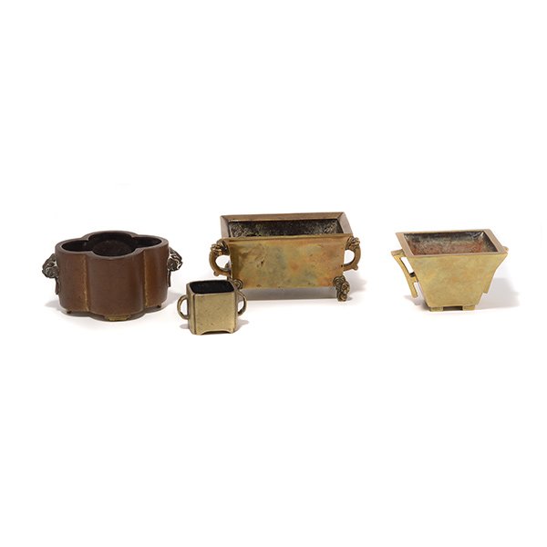 Four Small Bronze Footed Censers, 18th/19th Century (1 of 5)