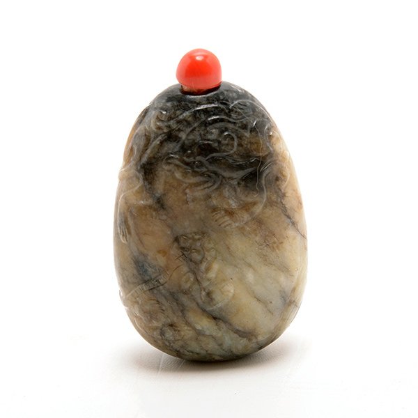 A Mottled Jade Snuff Bottle, Late 19th/Early 20th (1 of 7)