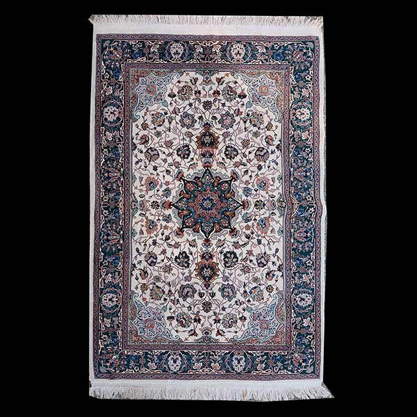 Chinese Kashan Carpet: 6 feet 2 inches x 9 feet (1 of 4)