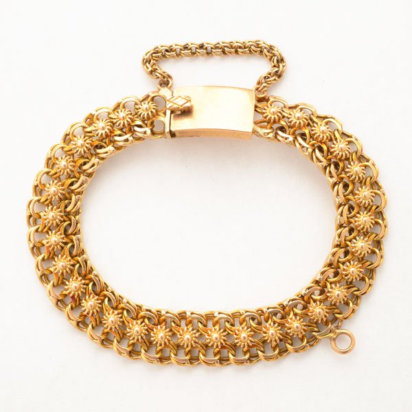 10k Yellow Gold Bracelet. (1 of 4)