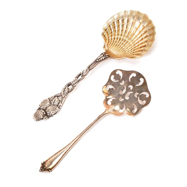 Tiffany Sterling Strawberry Clam Shell Spoon and a (1 of 10)