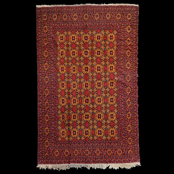 Beshir Carpet: 8 feet 9 inches x 9 feet 1 inch (1 of 4)