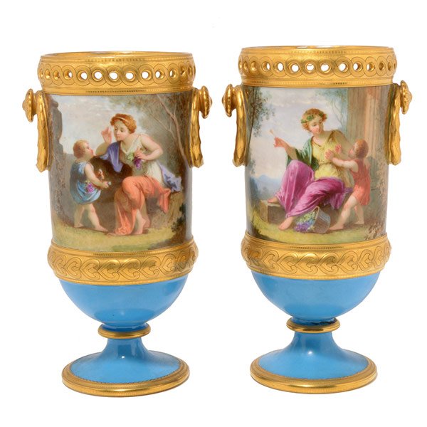 Pair of Paris Porcelain Urns (1 of 8)