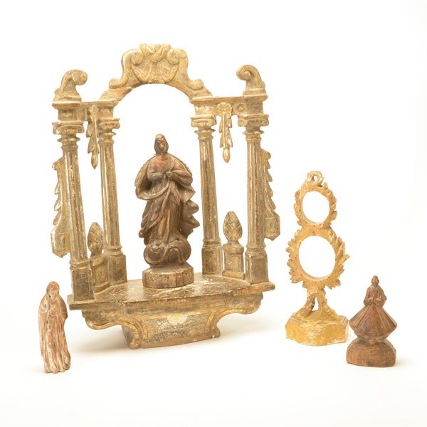 Giltwood Altar with Three Carved Wood Figures (1 of 7)