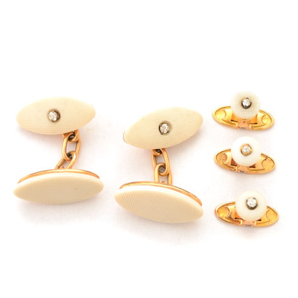 Gentlemen's Diamond, White Stone, 14k Yellow Gold Dress (1 of 4)