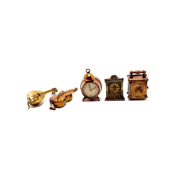 Collection of Two Miniature Novelty Musical Instruments (1 of 7)
