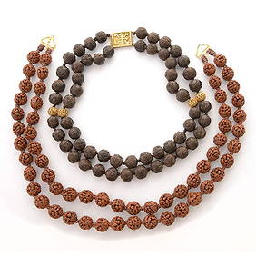 Chinese Wood and Gilded Silver Necklace. (1 of 4)