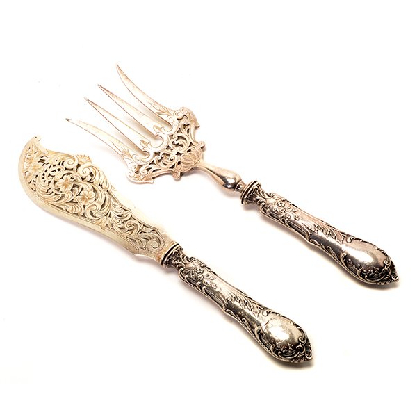 Pair of French Art Nouveau Silver Handled Fish Servers (1 of 5)