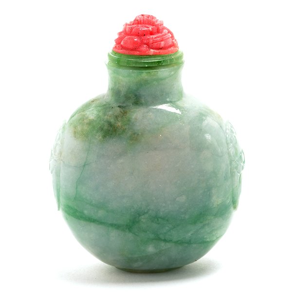 A Jadeite Snuff Bottle (1 of 5)