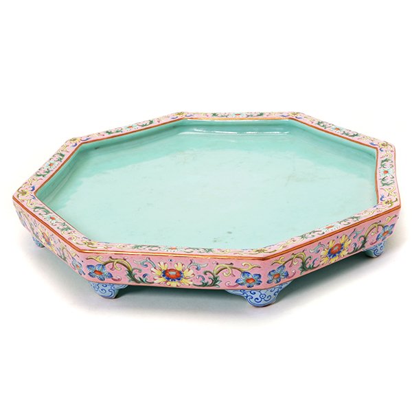 A Famille Rose Footed Tray (1 of 8)