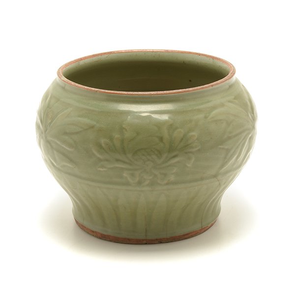 A Longquan Celadon Glazed Jar, Ming Dynasty (1 of 8)