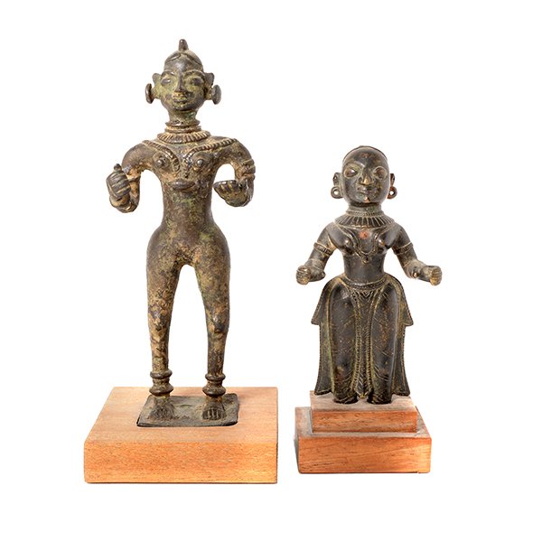 Two Indian Bronze Figures of Devis, 18th/19th Century (1 of 10)