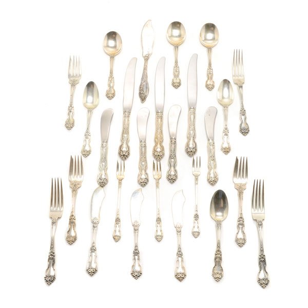 Wallace La Reine Sterling Silver Flatware Set (1 of 8)