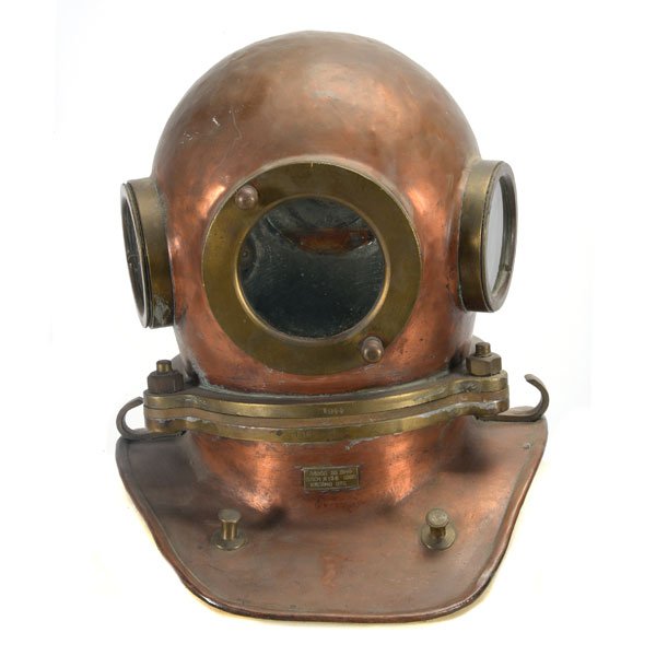 Russian Navy Cooper & Brass Diving Helmet (1 of 4)