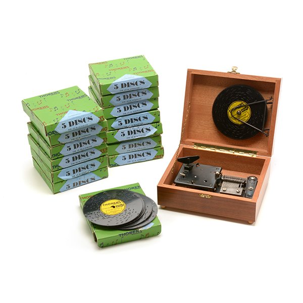 Thorens Swiss Cased Music Box with Discs (1 of 9)