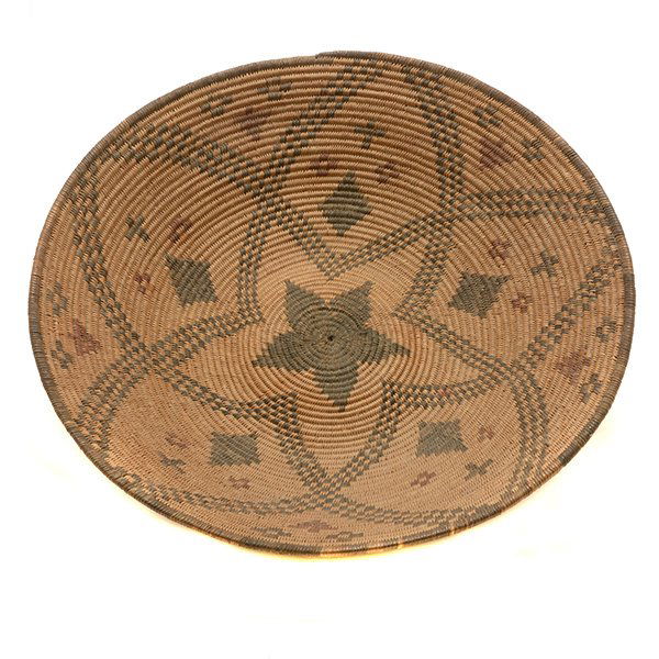 Western Apache Basket with Flowerhead (1 of 5)