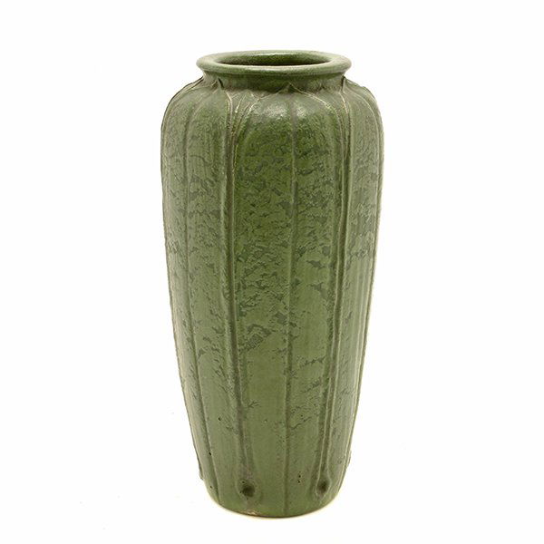 American Arts & Crafts Grueby Type Art Pottery Vase (1 of 6)
