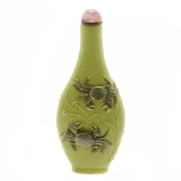 A Green Biscuit-Glazed Snuff Bottle, 19th Century (1 of 8)