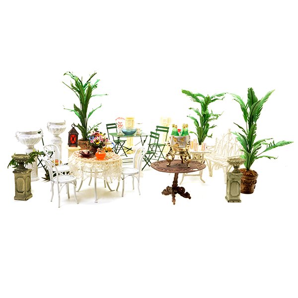 Collection of Miniature Patio/Conservatory Furnishings (1 of 10)