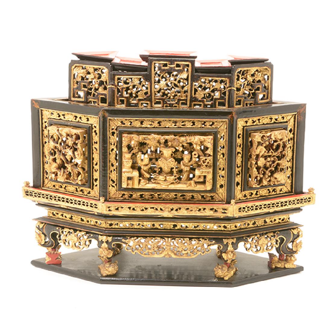 A Gilt and Lacquered Wood Altar Piece, 19th Century (1 of 9)