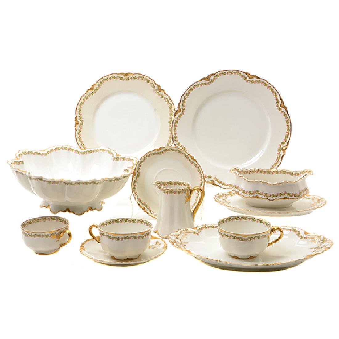 Haviland Limoges Blackberry Porcelain China Service (1 of 10)