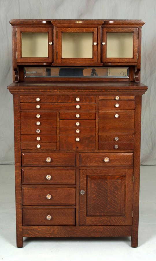 294: Antique Oak Dental Cabinet Made By The American Ca - 294: Antique Oak Dental Cabinet Made By The American Ca