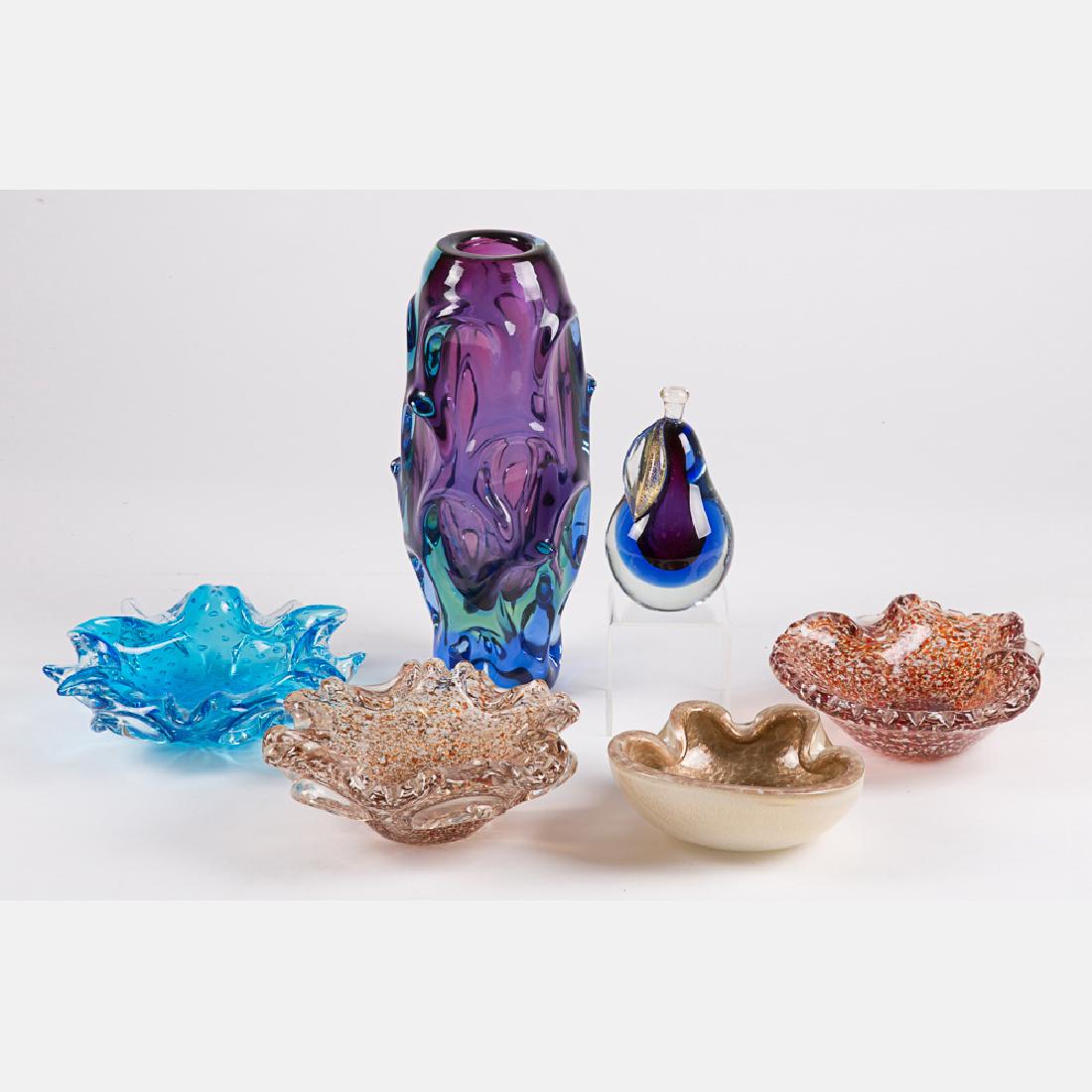 A Miscellaneous Collection of Five Murano Glass (1 of 7)