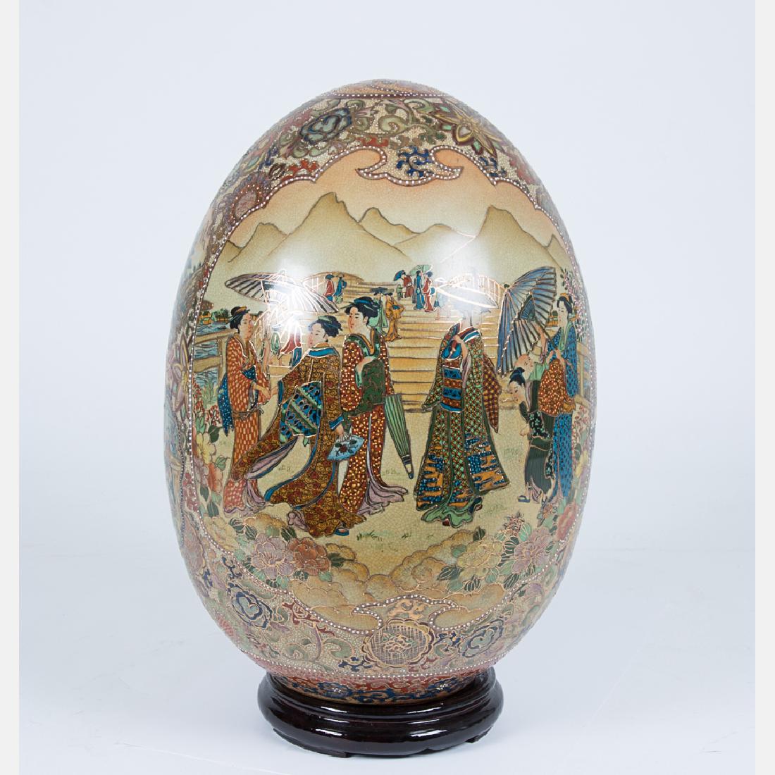 A Large Japanese Satsuma Style Porcelain Egg Form, 20th (1 of 3)
