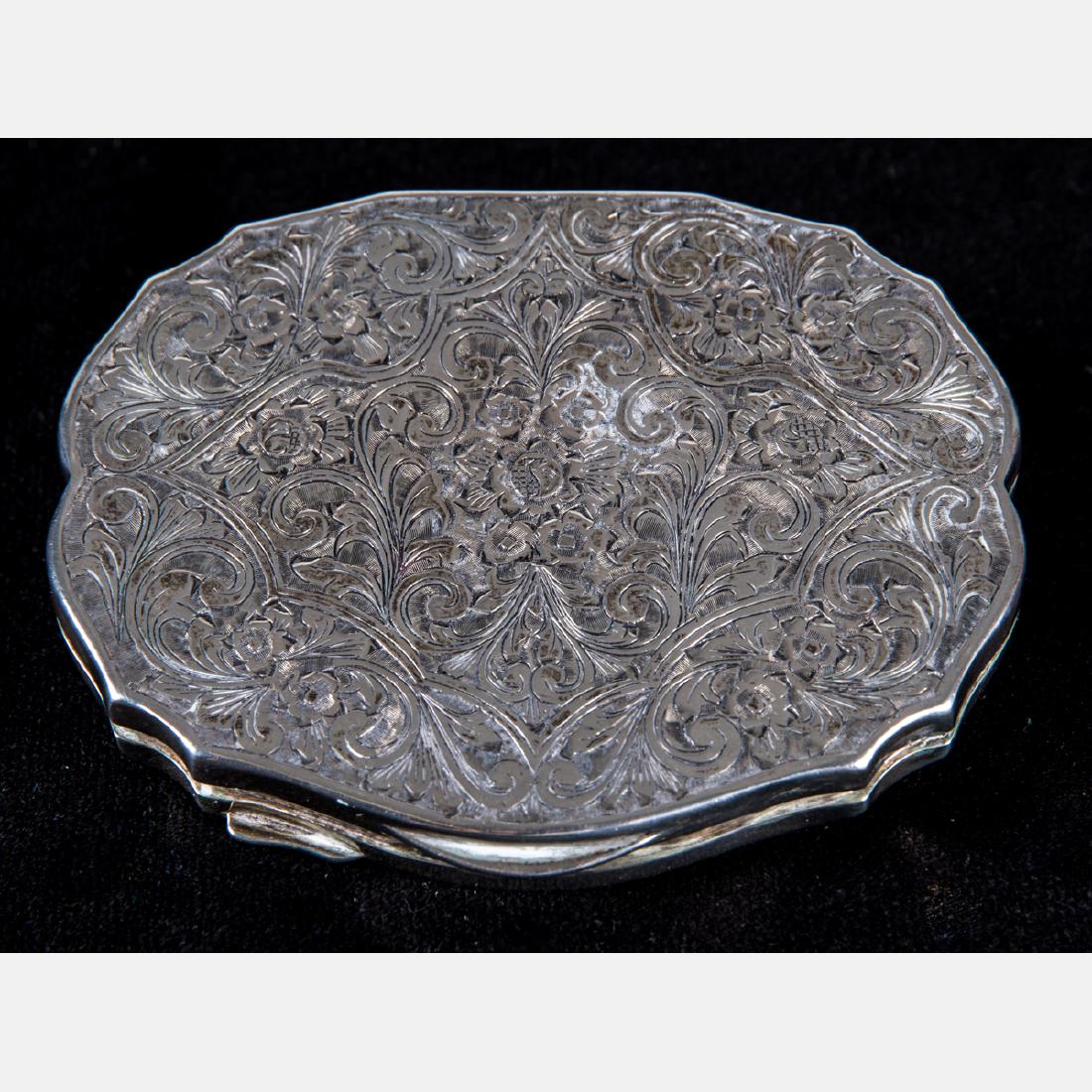 A German .800 Silver Engraved Compact, 19th/20th (1 of 2)