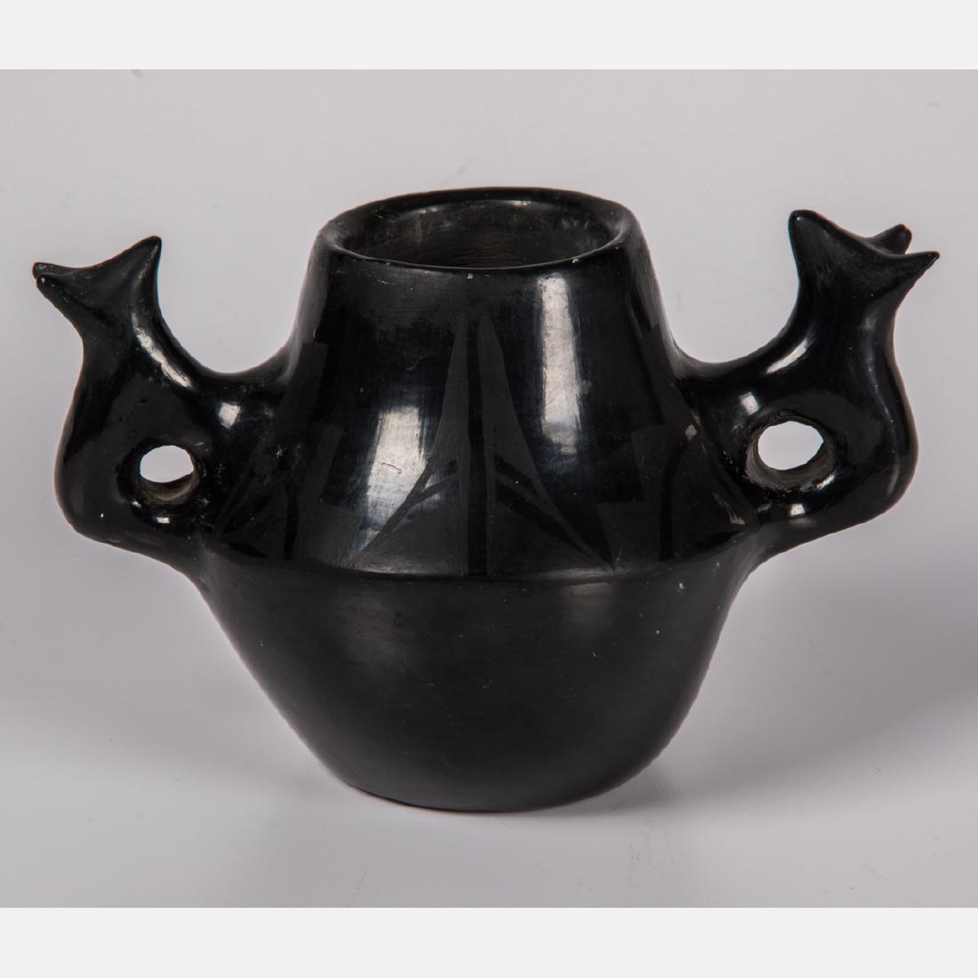 Pasqualita Tafoya (1883-1959) Double Handled Effigy (1 of 3)