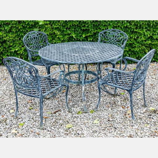 A Set Of Wrought Iron Patio Furniture 20th Century A Set Of Wrought Iron Patio Furniture 20th Century