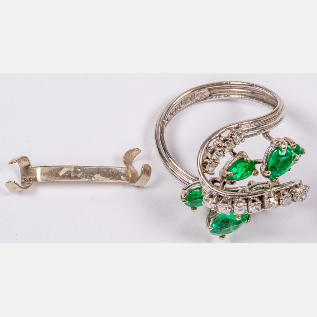 A 14kt White Gold Emerald and Diamond Ring (1 of 7)
